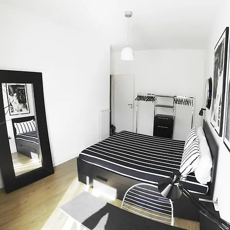 Number Six Ferienhaus *