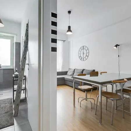 Tatil Evi Number Six Roma